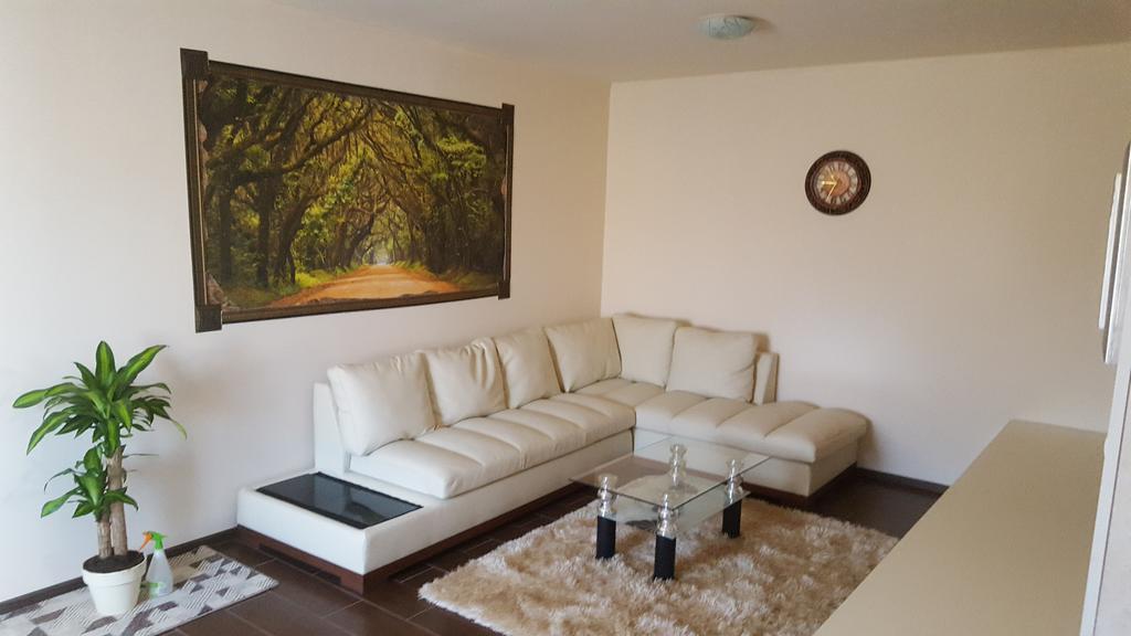 Hotel Cazare Balliu Corbu  Zewnętrze zdjęcie