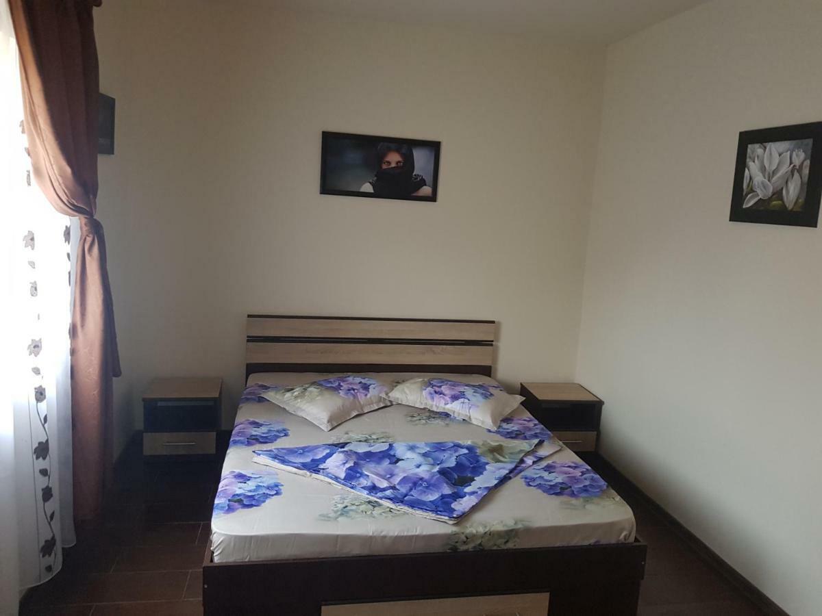 Hotel Cazare Balliu Corbu  Zewnętrze zdjęcie