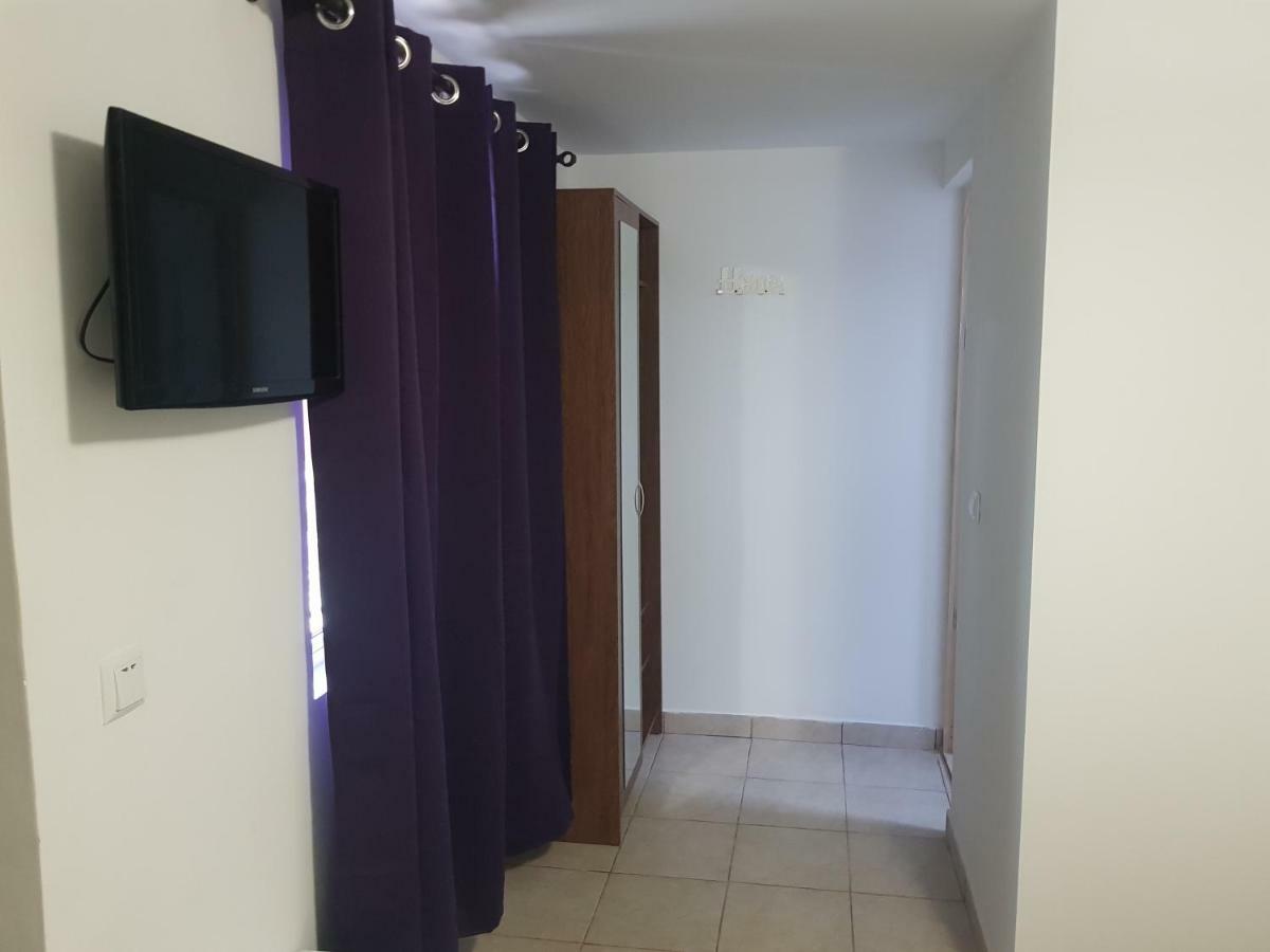Hotel Cazare Balliu Corbu  Zewnętrze zdjęcie