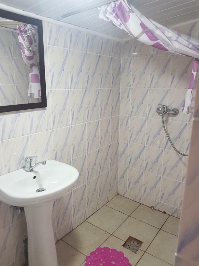 Hotel Cazare Balliu Corbu  Zewnętrze zdjęcie